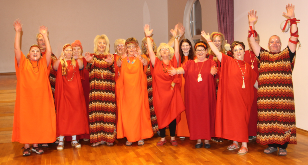 VoCapella in Kostümen zu König der Löwen